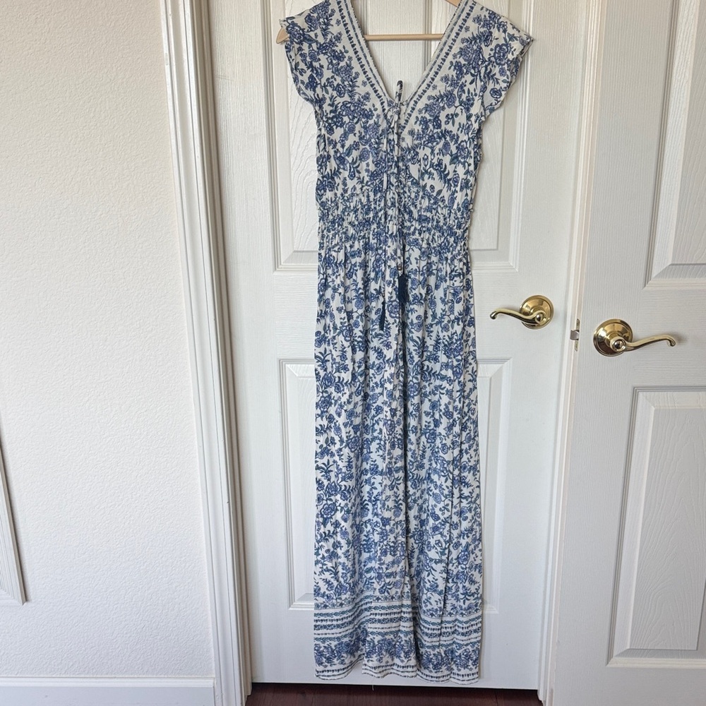 Nostalgia Blue and White Floral Maxi Dress